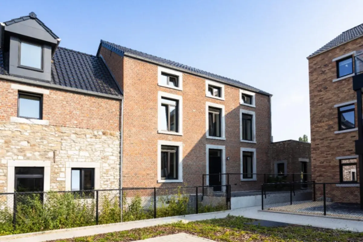 Maison à vendre à Saint-Georges-sur-Meuse 4470 319000.00€ 4 chambres 265.00m² - annonce 580691