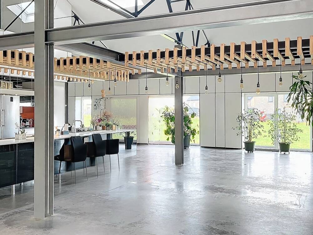 Maison à vendre à Saint-Georges-sur-Meuse 4470 575000.00€ 5 chambres 470.00m² - annonce 518629