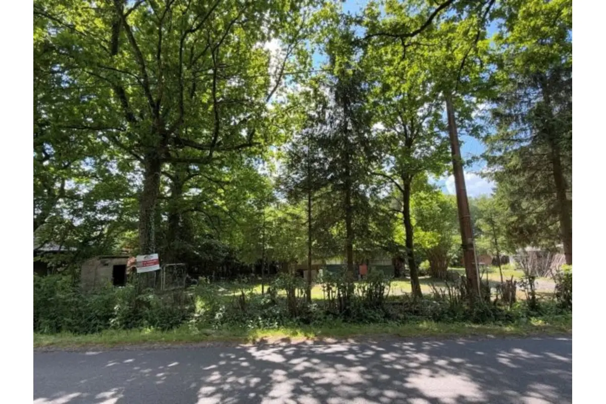 Terrain à vendre à Raeren 4730 115000.00€  chambres m² - annonce 521126