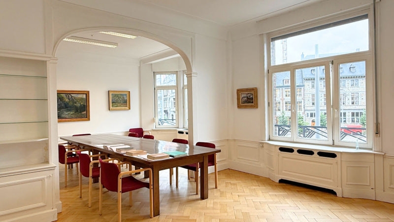 Commerce à louer à Glain 4000 1100.00€ chambres 150.00m² - annonce 520954