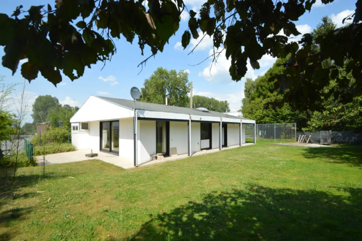 Commerce à  à Barchon 4671 1450.00€  chambres 170.00m² - annonce 562944