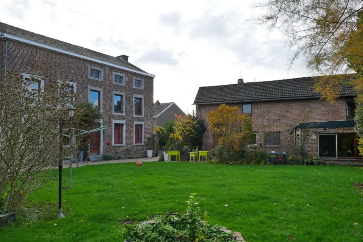 Maison à vendre à Lixhe 4600 450000.00€ 5 chambres 405.00m² - annonce 528659