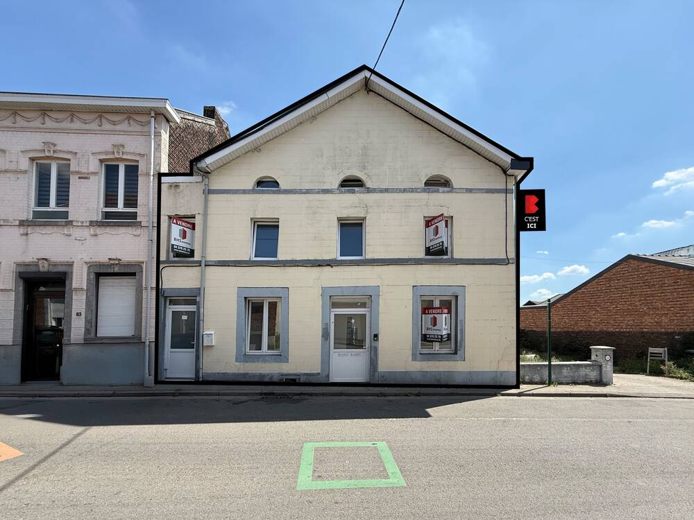 Immeuble mixte à vendre à Saint-Nicolas 4420 215000.00€ 4 chambres 125.00m² - annonce 530208