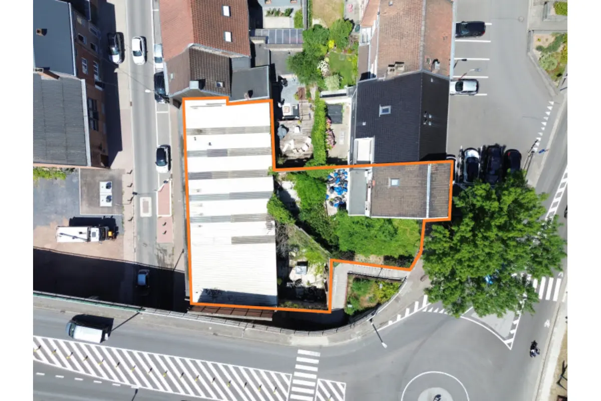 Commerce à vendre à Visé 4600 750000.00€ 4 chambres 142.00m² - annonce 530615