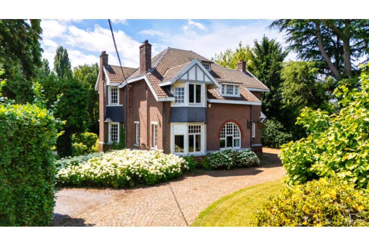 Maison à vendre à Visé 4600 1850000.00€ 6 chambres 249.00m² - annonce 531938