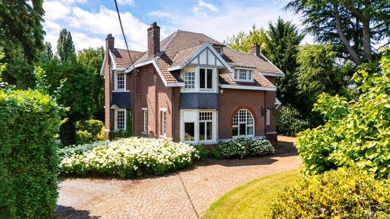 Maison à vendre à Visé 4600 1850000.00€ 6 chambres 249.00m² - annonce 531938
