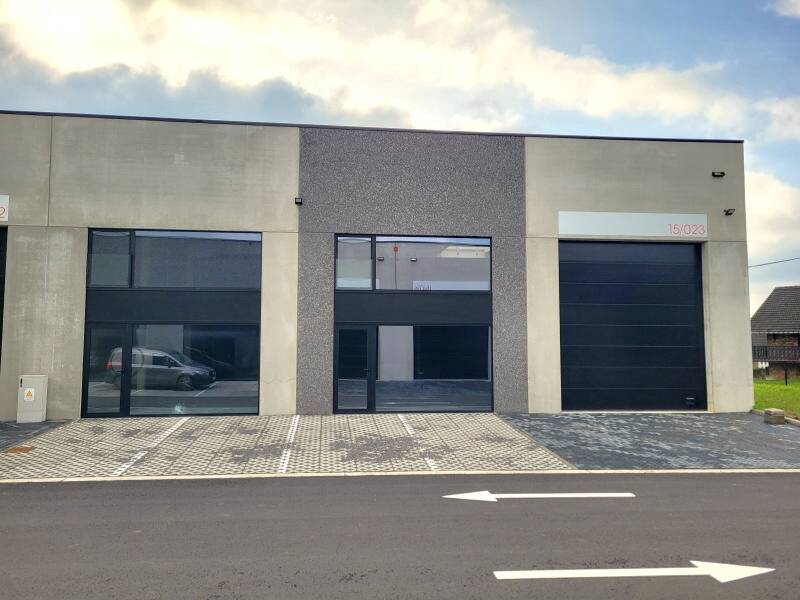 Commerce à  à Barchon 4671 2100.00€  chambres 331.00m² - annonce 535859