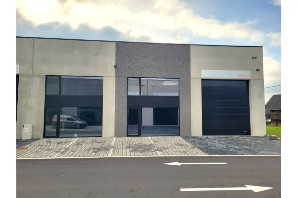 Commerce à louer à Barchon 4671 2100.00€  chambres 331.00m² - annonce 535859