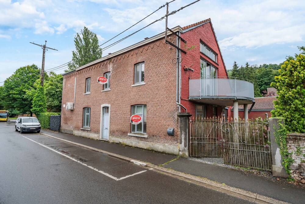 Maison à vendre à Bassenge 4690 375000.00€ 4 chambres 463.00m² - annonce 536626