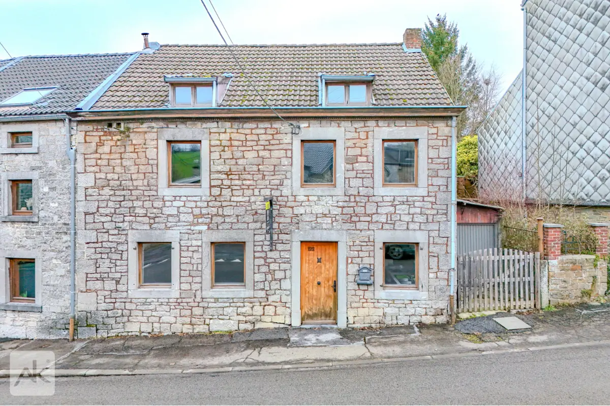 Maison à vendre à Sprimont 4140 129000.00€ 4 chambres 120.00m² - annonce 537574