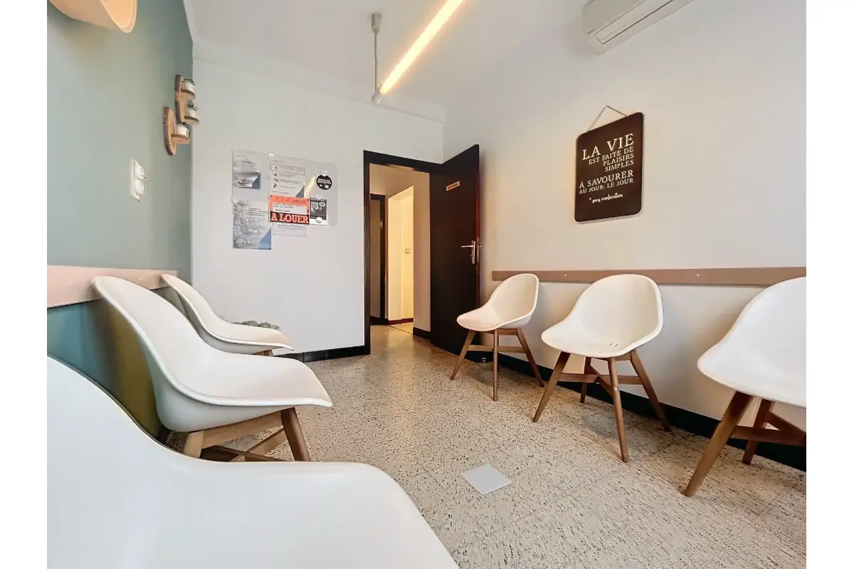 Commerce à louer à Soumagne 4630 700.00€  chambres 70.00m² - annonce 542045