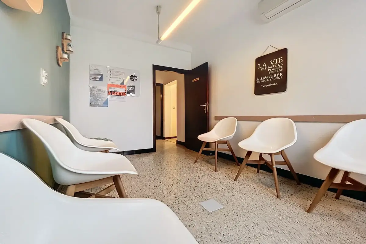 Commerce à louer à Soumagne 4630 700.00€  chambres 70.00m² - annonce 542045