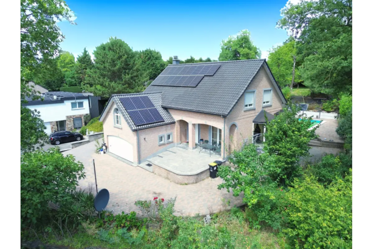 Maison à vendre à Vivegnis 4683 699000.00€ 4 chambres 249.00m² - annonce 544124