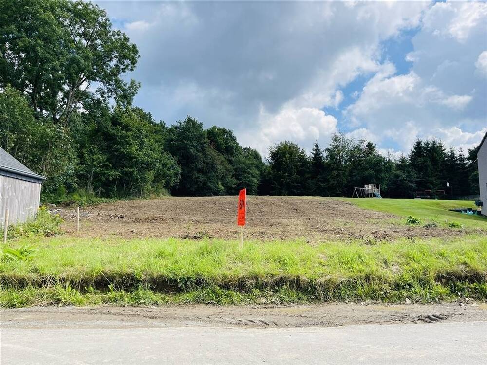 Terrain à à Harre 6960 125000.00€ chambres m² - annonce 545848
