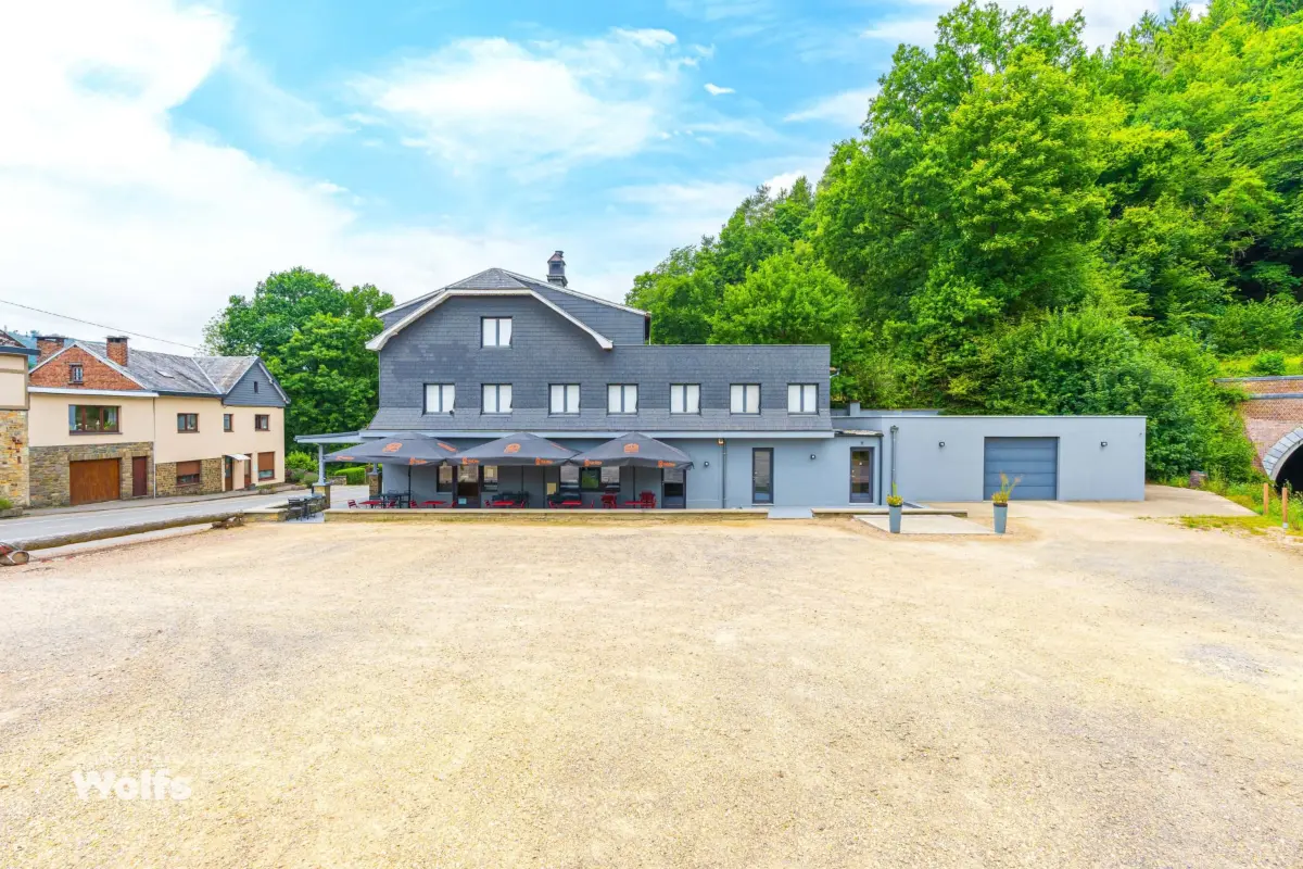 Commerce à vendre à Stavelot 4970 525000.00€  chambres 650.00m² - annonce 545885