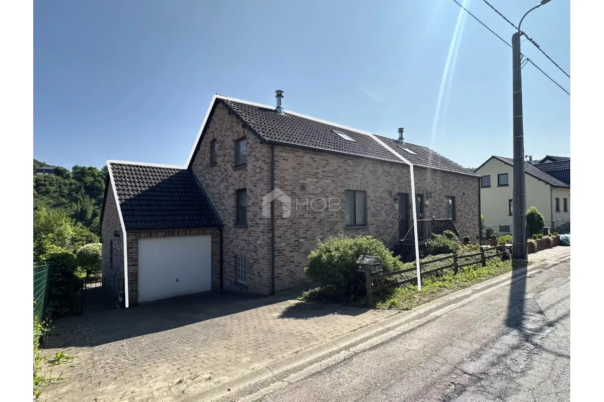 Maison à vendre à Burg-Reuland 4790 265000.00€ 3 chambres 94.18m² - annonce 548216