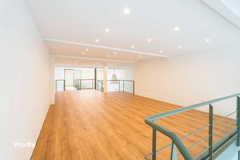 Commerce à  à Liège 4000 259000.00€  chambres 178.00m² - annonce 547863