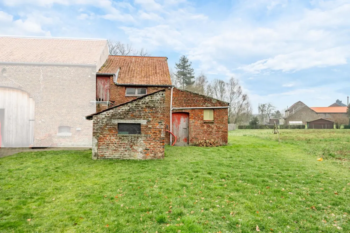 Maison à vendre à Hannut 4280 75000.00€ 1 chambres 115.00m² - annonce 554090