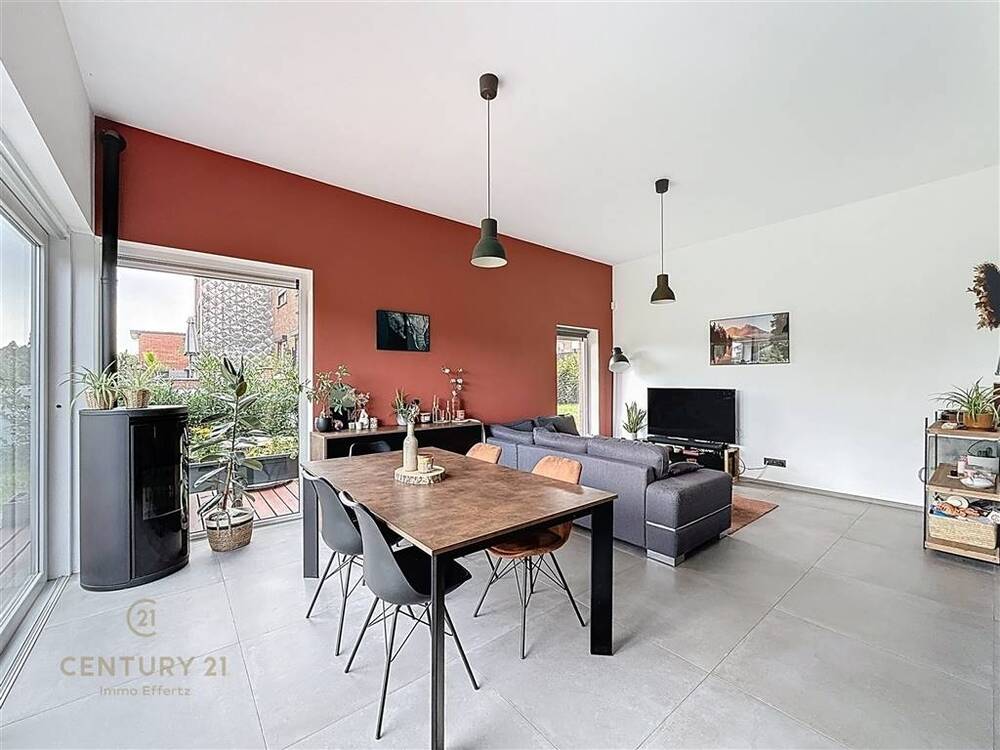 Maison à vendre à Jemeppe-sur-Meuse 4101 435000.00€ 4 chambres 202.00m² - annonce 555844