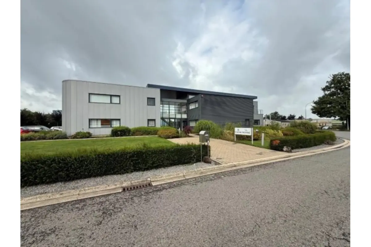 Commerce à louer à Eupen 4700 700.00€  chambres 60.00m² - annonce 559159