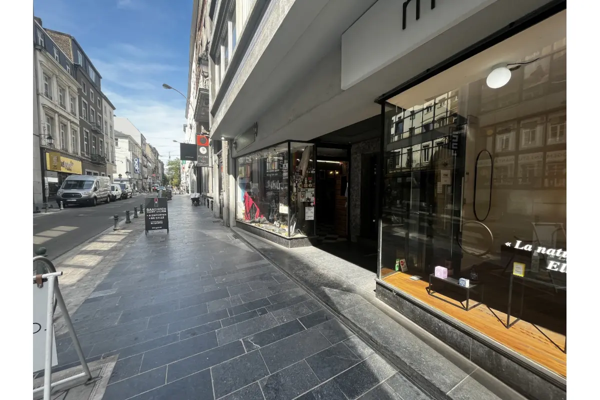 Commerce à  à Liège 4000 1200.00€  chambres 110.00m² - annonce 560287