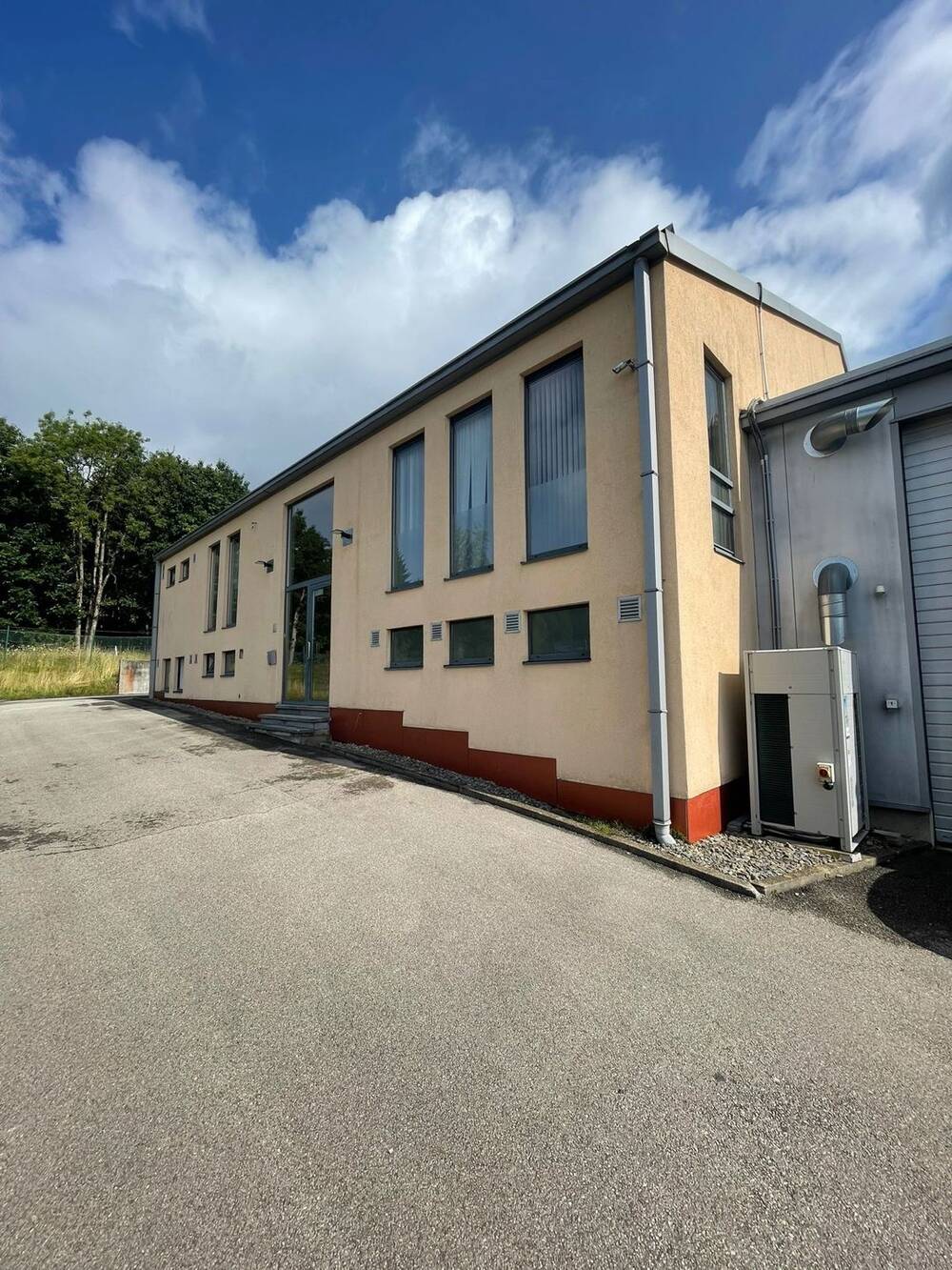 Commerce à louer à Stavelot 4970 5825.00€ chambres 700.00m² - annonce 565413