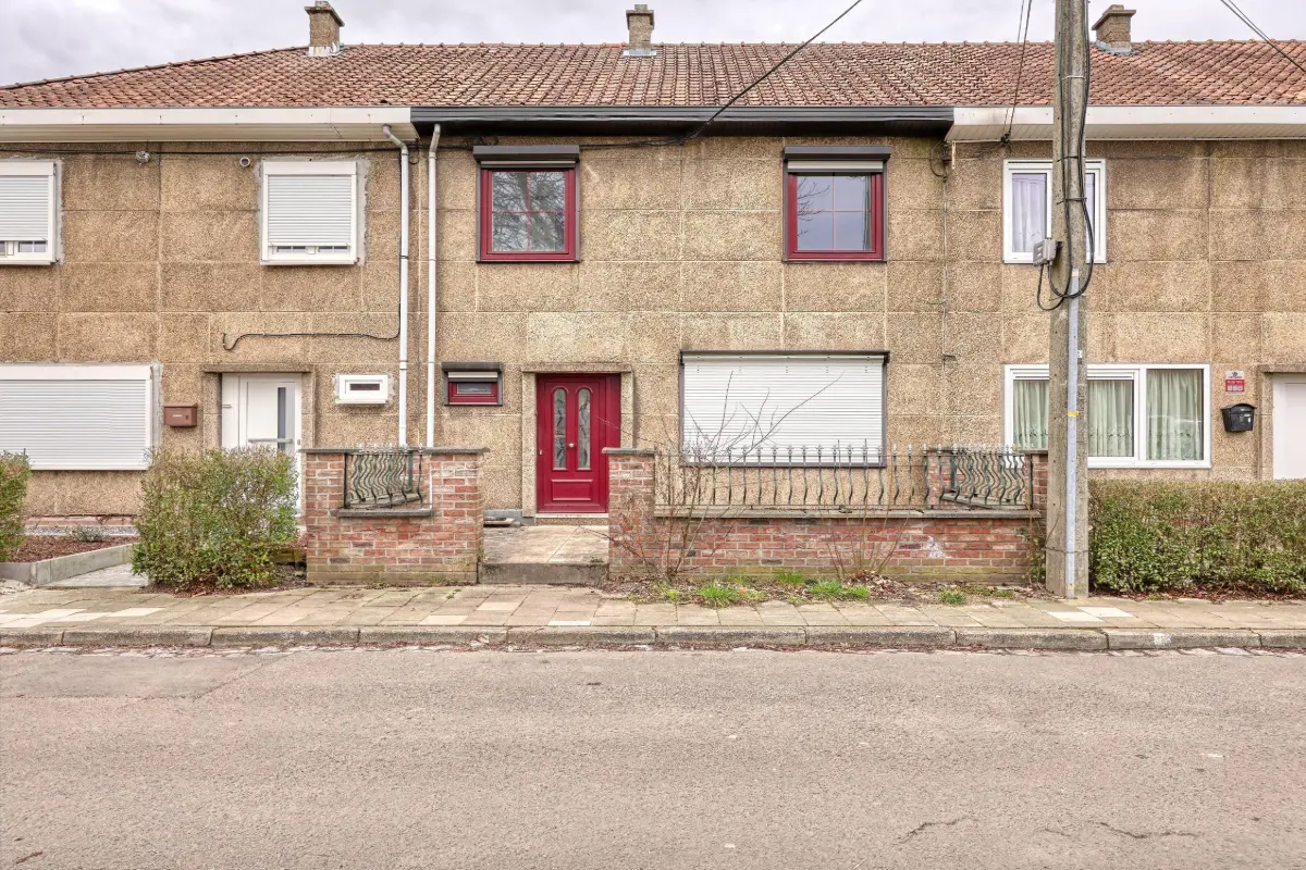 Maison à vendre à Jemeppe-sur-Meuse 4101 105000.00€ 3 chambres 106.00m² - annonce 571568