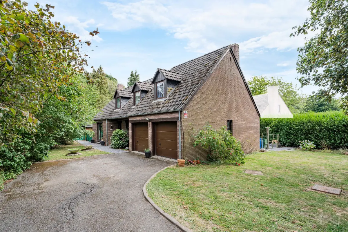 Maison à vendre à Lens-Saint-Remy 4280 395000.00€ 4 chambres 186.00m² - annonce 571805