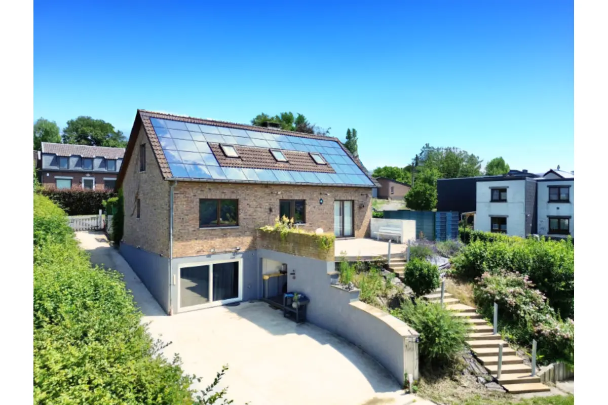 Maison à vendre à Housse 4671 415000.00€ 4 chambres 254.00m² - annonce 572511