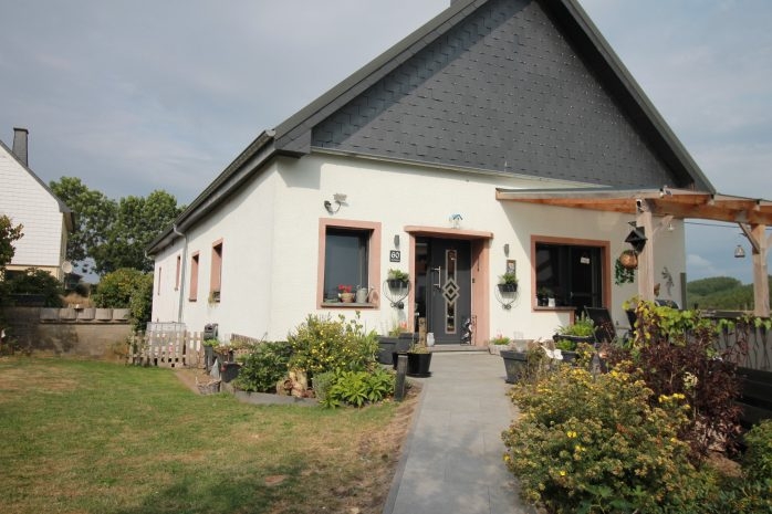 Maison à vendre à Burg-Reuland 4790 320000.00€ 4 chambres 142.00m² - annonce 572776