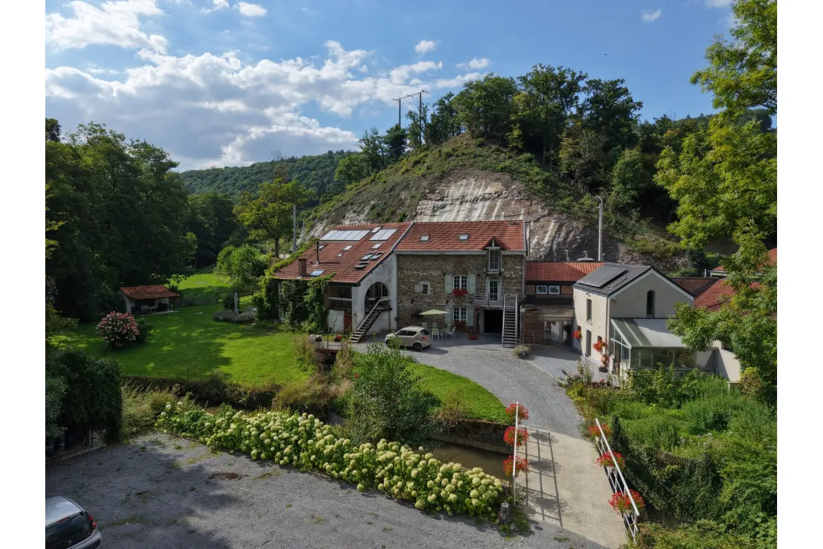 Maison à vendre à Ouffet 4590 725000.00€ 6 chambres 600.00m² - annonce 572354