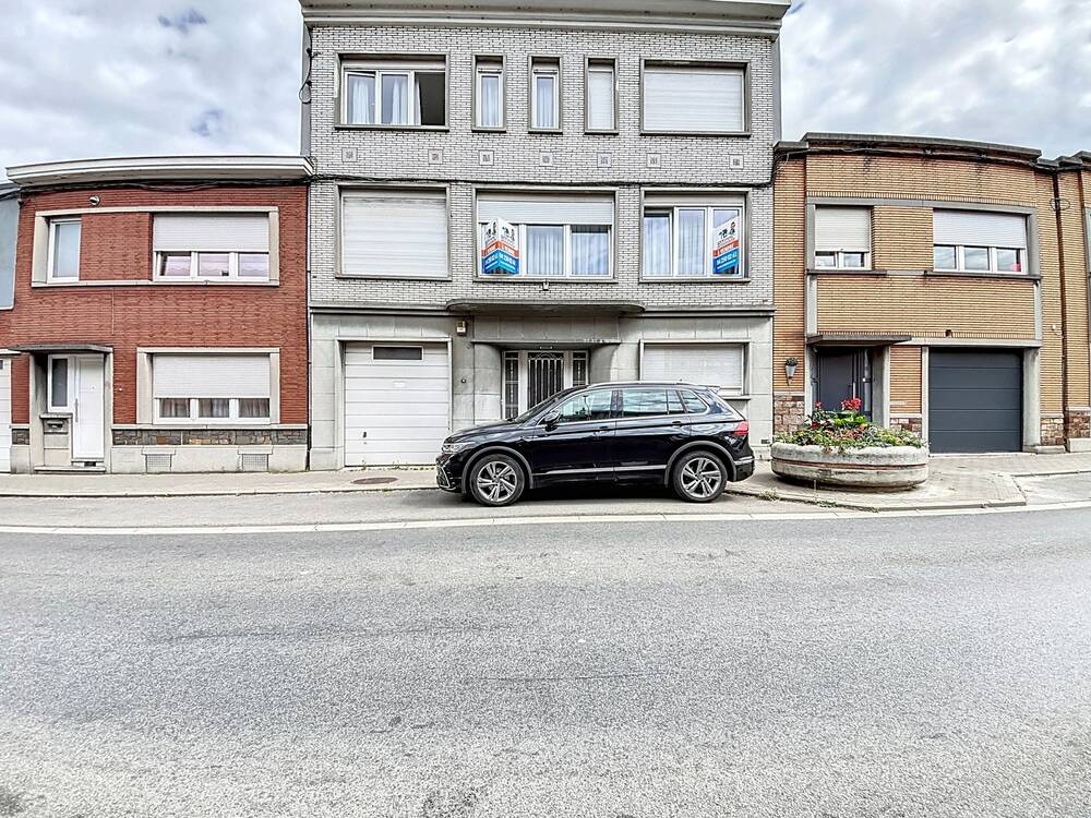 Immeuble de rapport - Immeuble à appartement à vendre à Herstal 4040 379000.00€ 5 chambres 300.00m² - annonce 574120