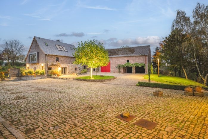 Autre à vendre à Henri-Chapelle 4841 1690000.00€ chambres 645.00m² - annonce 576247