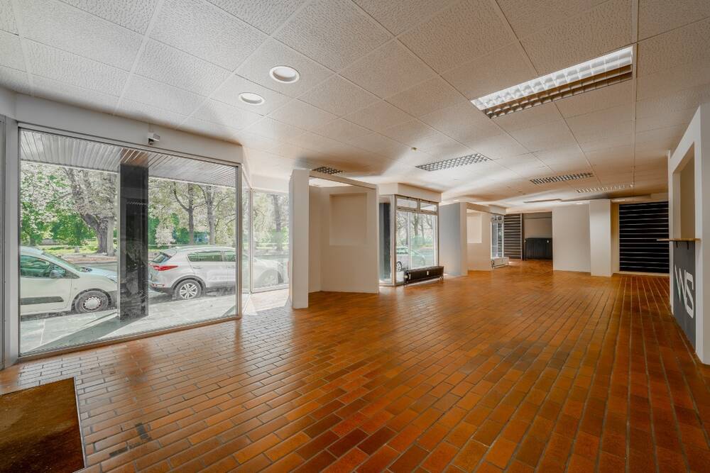 Commerce à vendre à Liège 4020 169000.00€ 0 chambres 267.00m² - annonce 577451