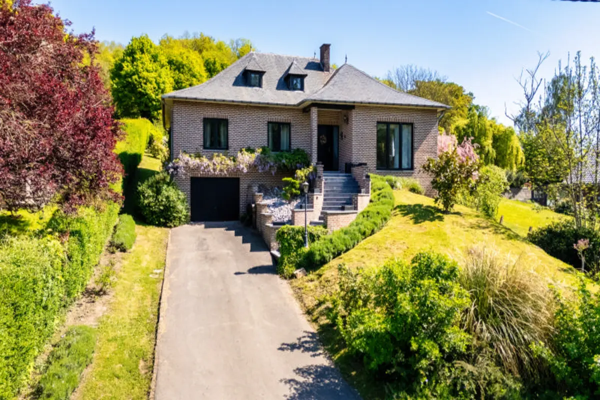 Maison à vendre à Haccourt 4684 410000.00€ 5 chambres 204.00m² - annonce 576965