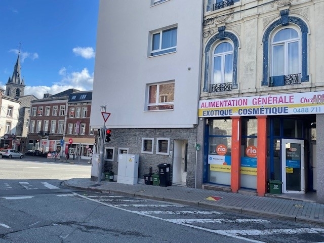 Commerce à louer à Huy 4500 450.00€ 0 chambres m² - annonce 577778