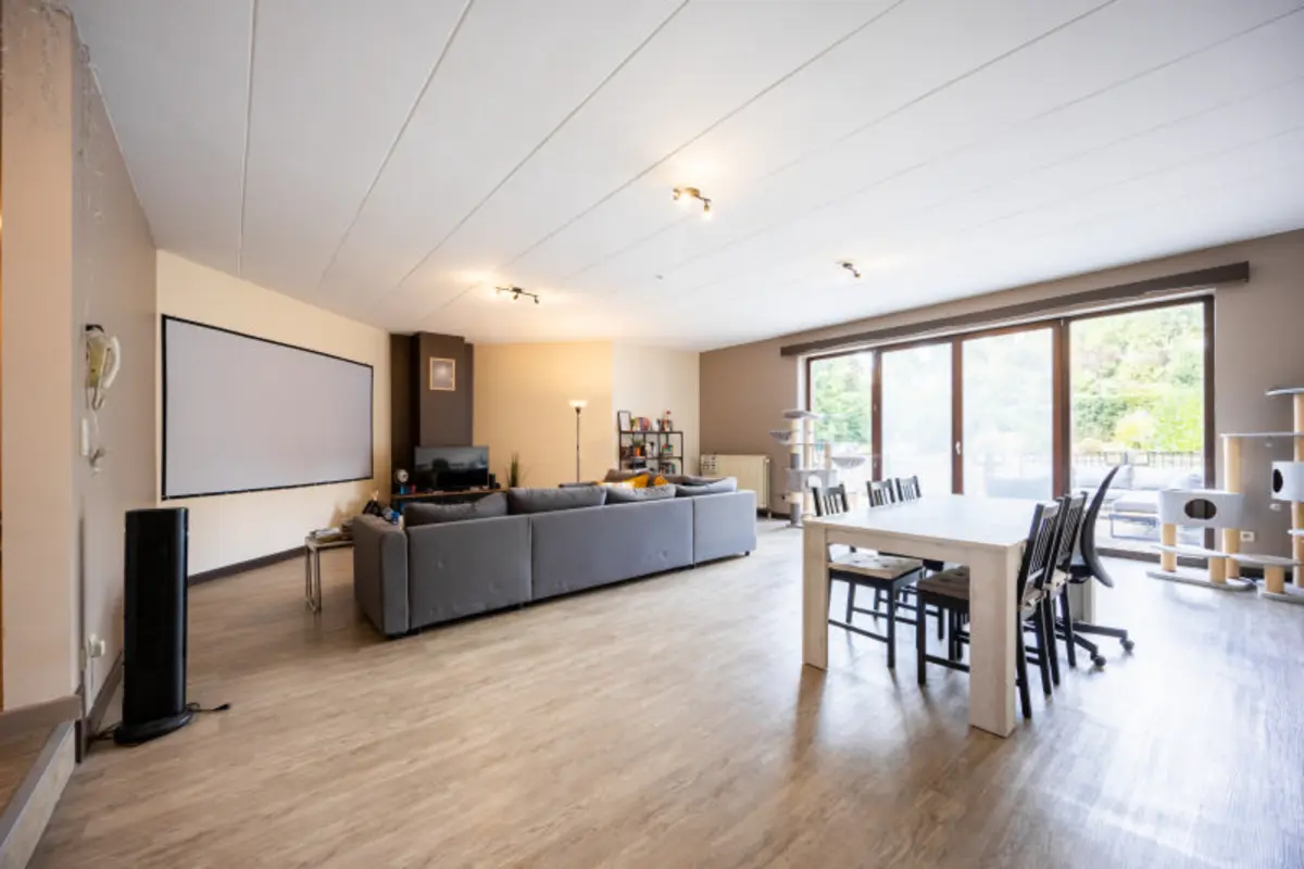 Appartement à vendre à Roclenge-sur-Geer 4690 239000.00€ 3 chambres 148.00m² - annonce 578433