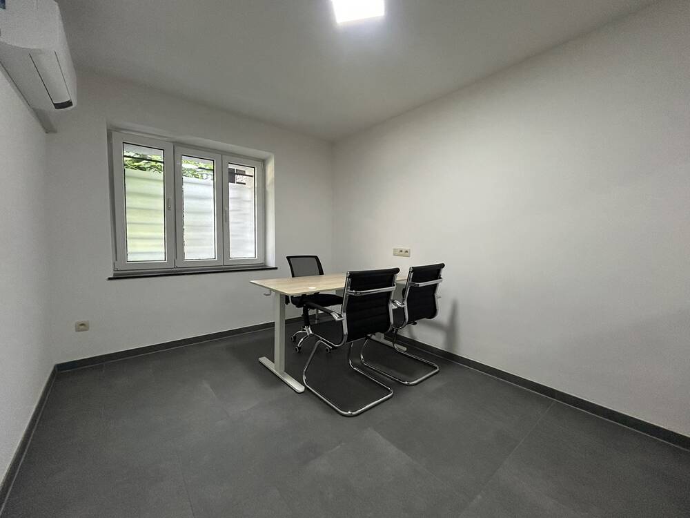 Commerce à louer à Liège 4000 500.00€  chambres 14.00m² - annonce 580606