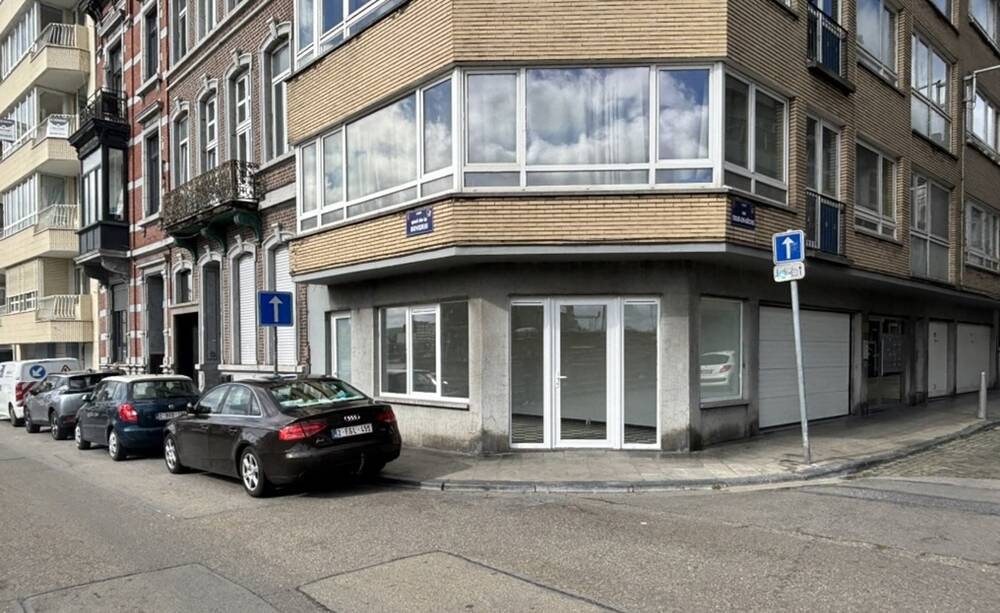 Commerce à vendre à Liège 4020 59000.00€  chambres 30.00m² - annonce 579738