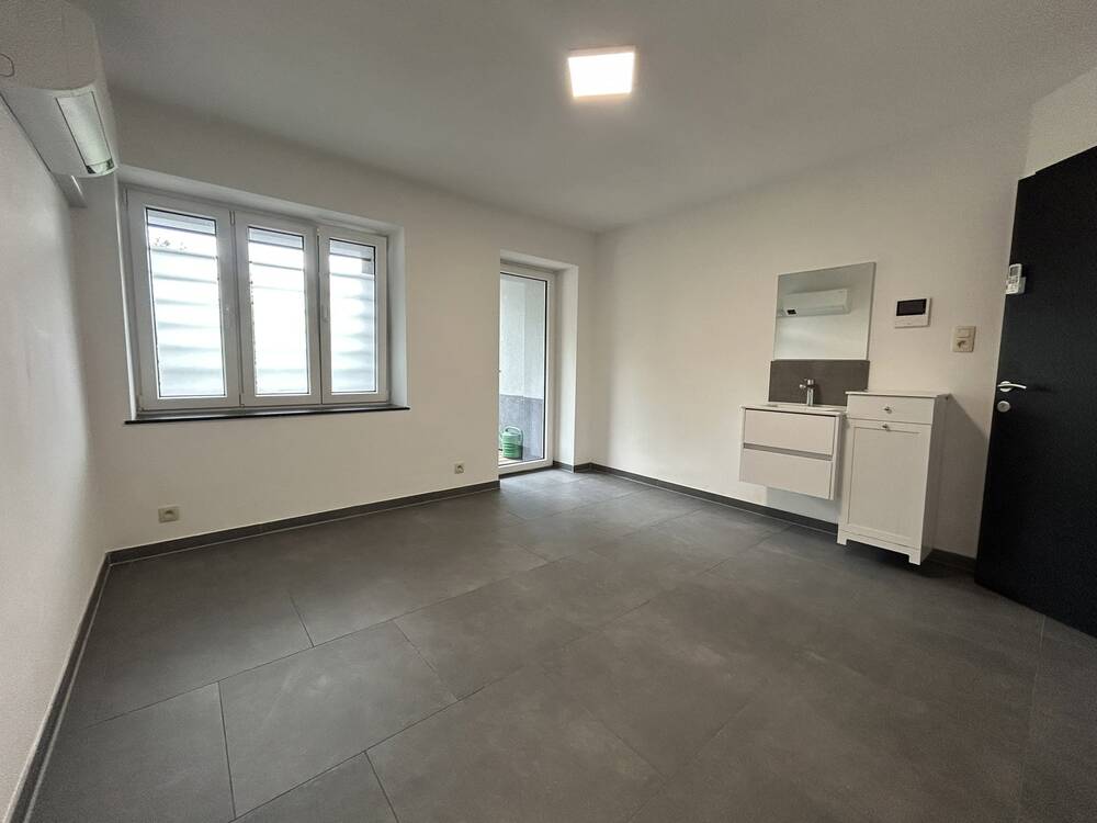 Commerce à louer à Liège 4000 550.00€  chambres 18.00m² - annonce 580607