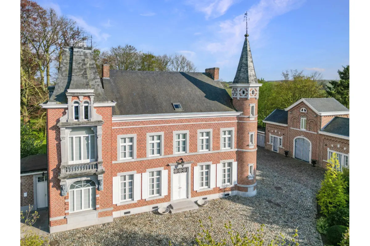 Maison à vendre à Saint-Georges-sur-Meuse 4470 1300000.00€ 8 chambres 698.00m² - annonce 580591