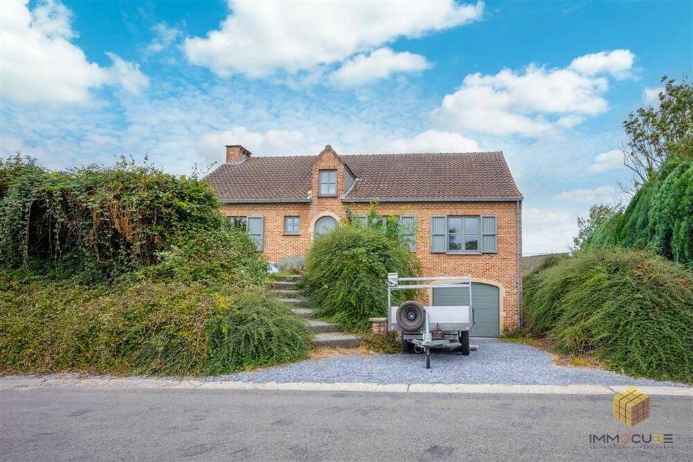 Maison à louer à Jeneffe 4357 1400.00€ 4 chambres 178.00m² - annonce 582667
