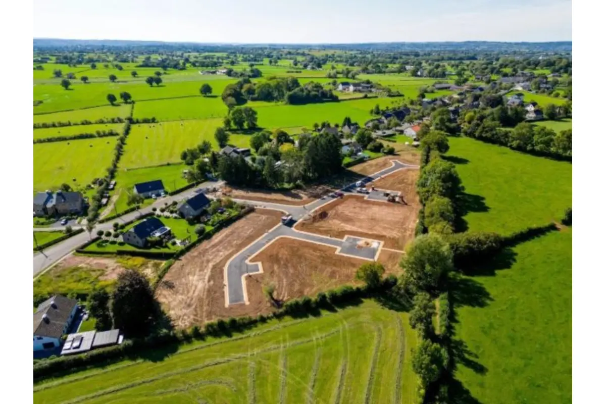 Terrain à vendre à Raeren 4730 80500.00€  chambres m² - annonce 586240