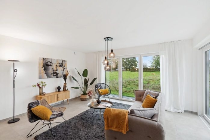 Autre à vendre à Recht 4780 275810.00€  chambres m² - annonce 587182