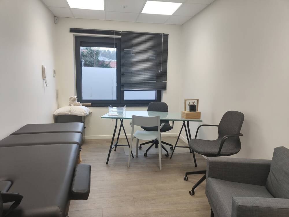 Commerce à louer à Huy 4500 350.00€ chambres 15.00m² - annonce 587156