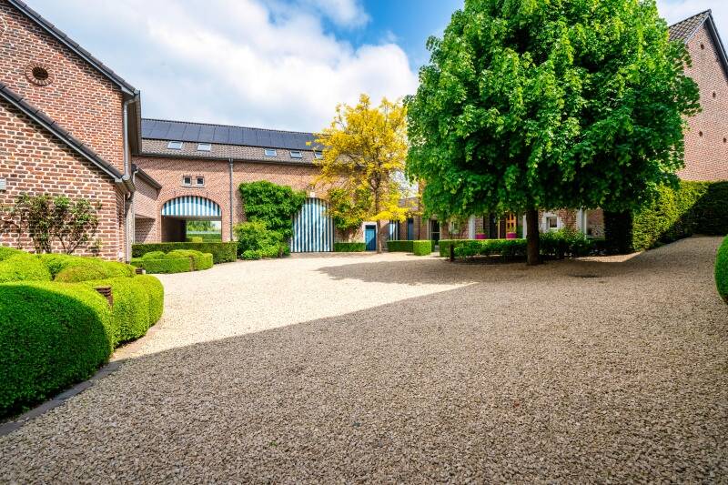 Maison à vendre à Trembleur 4670 3200000.00€ 29 chambres 1848.00m² - annonce 588053