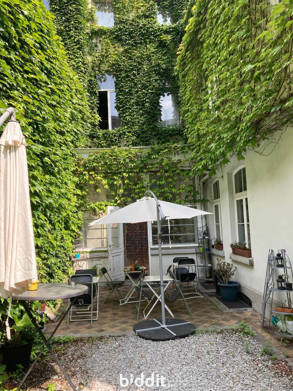 Immeuble mixte à vendre à Liège 4000 145000.00€  chambres m² - annonce 590625