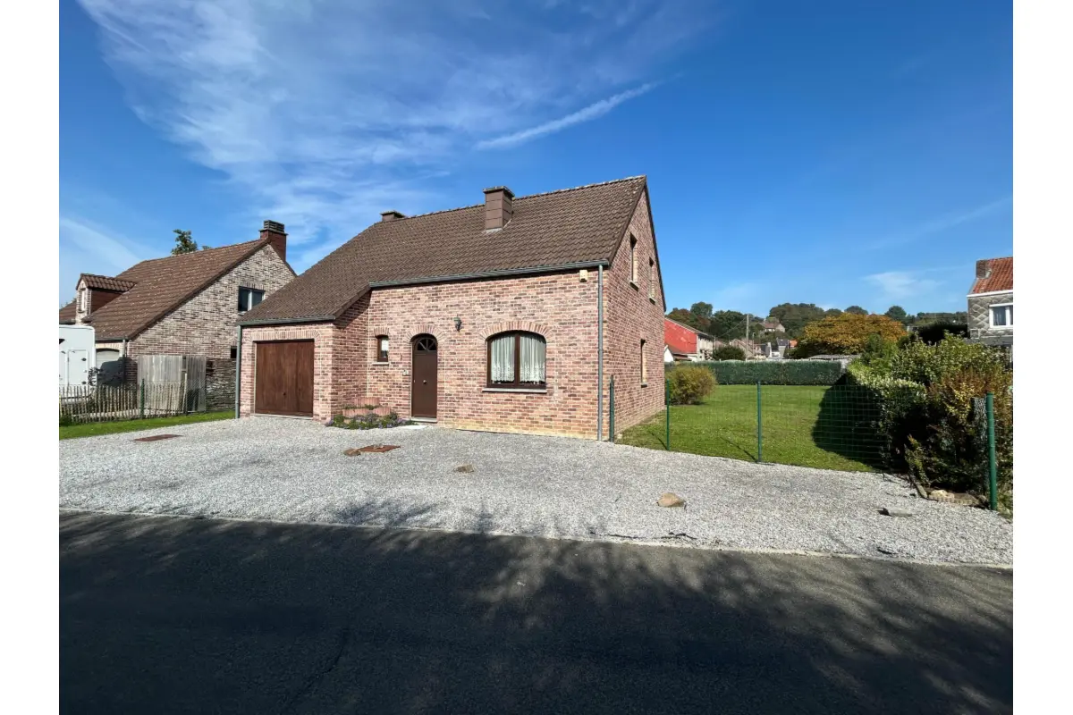 Maison à vendre à Glons 4690 295000.00€ 2 chambres 147.00m² - annonce 592796