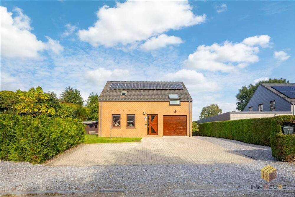 Maison à vendre à Oleye 4300 375000.00€ 3 chambres m² - annonce 593943