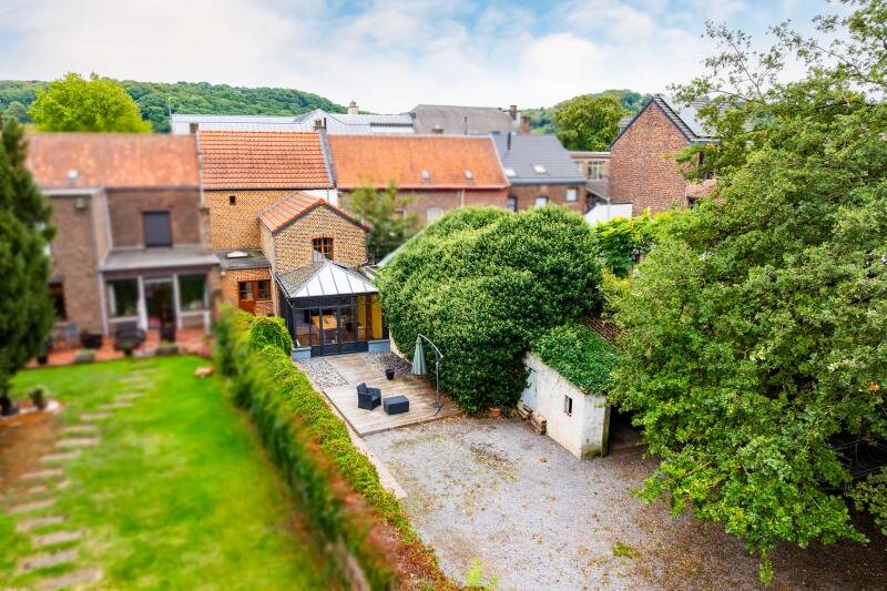 Maison à vendre à Hermalle-sous-Argenteau 4681 450000.00€ 3 chambres 255.00m² - annonce 593436
